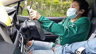 亚洲网约车女司机给乘客小费换取性服务